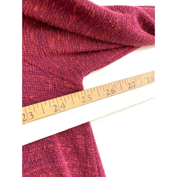 We The Free People Oversized Waffle Knit Top Size Medium Red Asymmetrical Hem - Picture 7 of 10